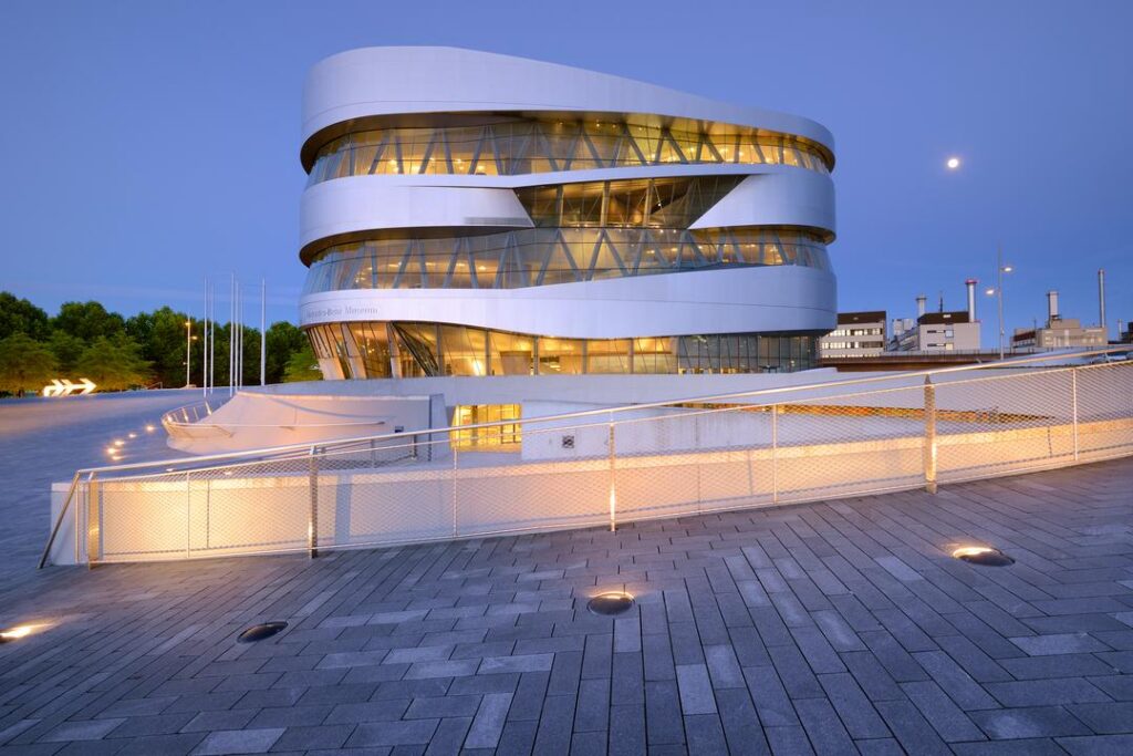 Stuttgart Mercedes-Benz Museum